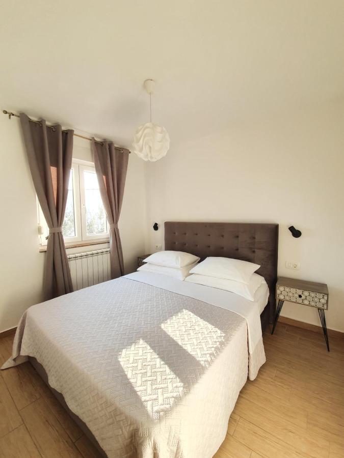 Apartments Karla Bibinje Exterior photo
