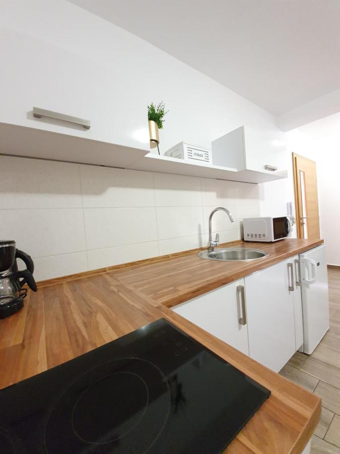 Apartments Karla Bibinje Exterior photo